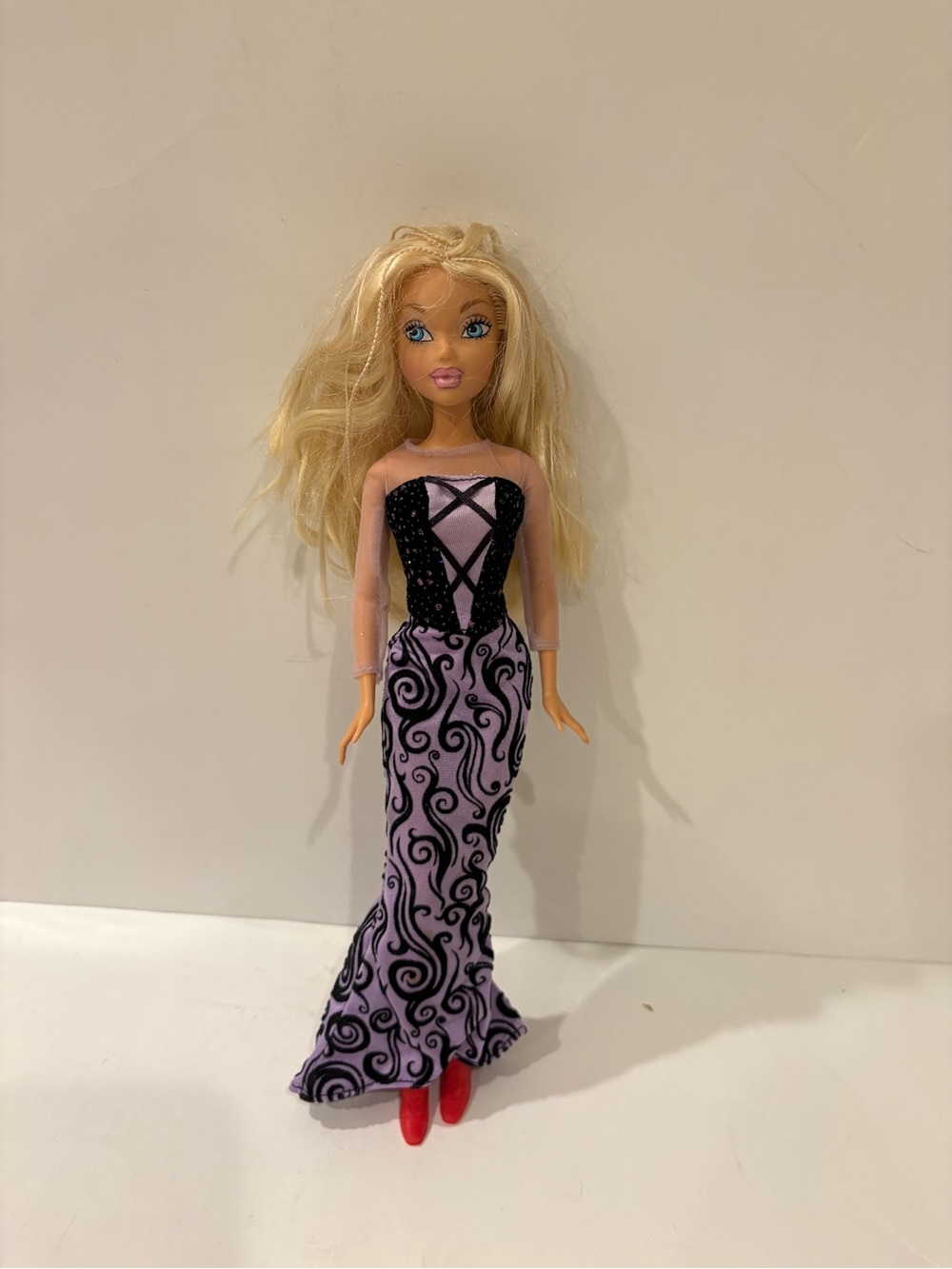 My Scene Kennedy Doll in 2002 Mattel Barbie Special Edition Halloween Glow Dress